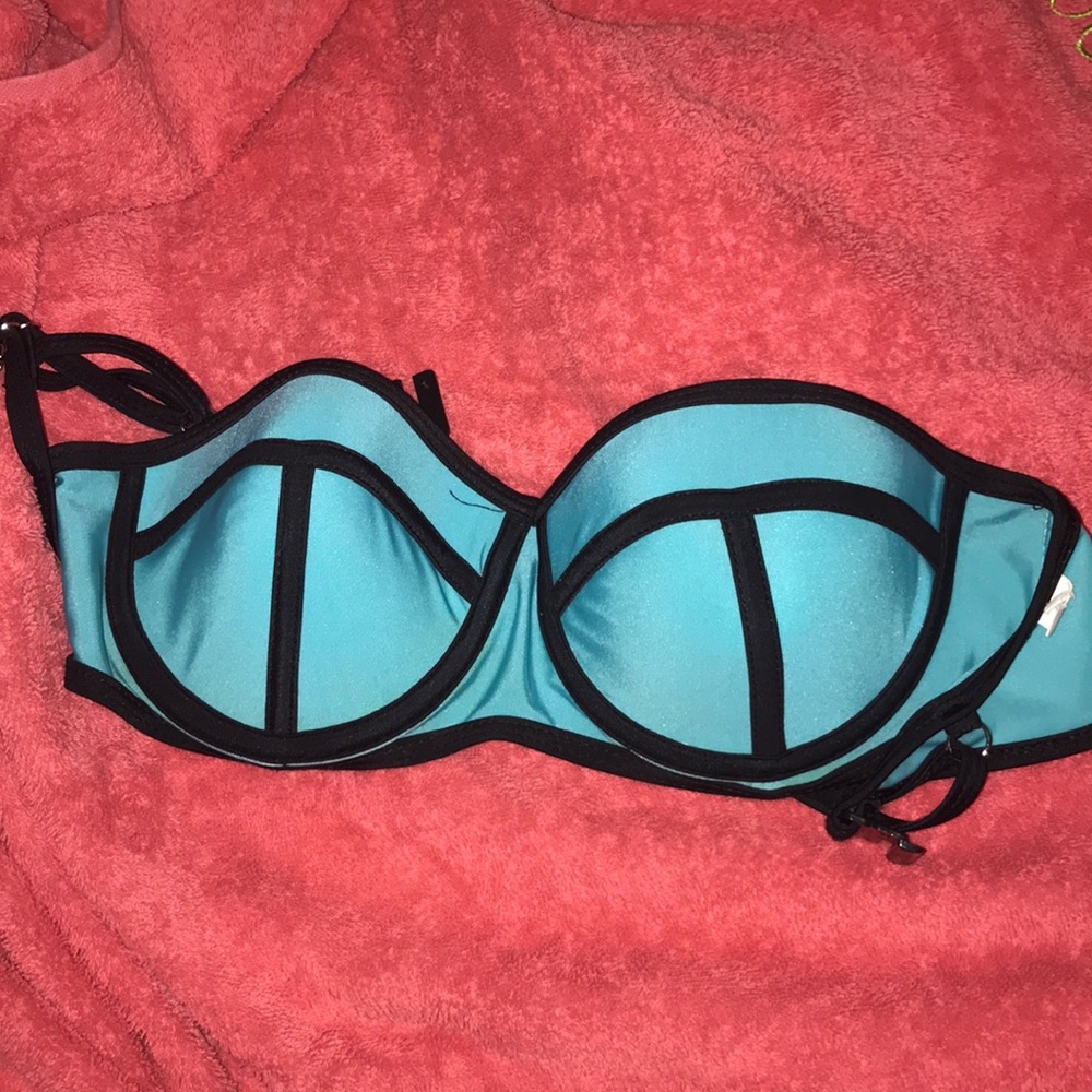 Bathing suit top